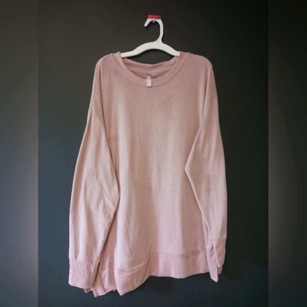 SIMPLE PLEASURES WOMEN'S XL LIGHT PINK COMFY AND SOFT LONG SLEEVE TOP 💕
